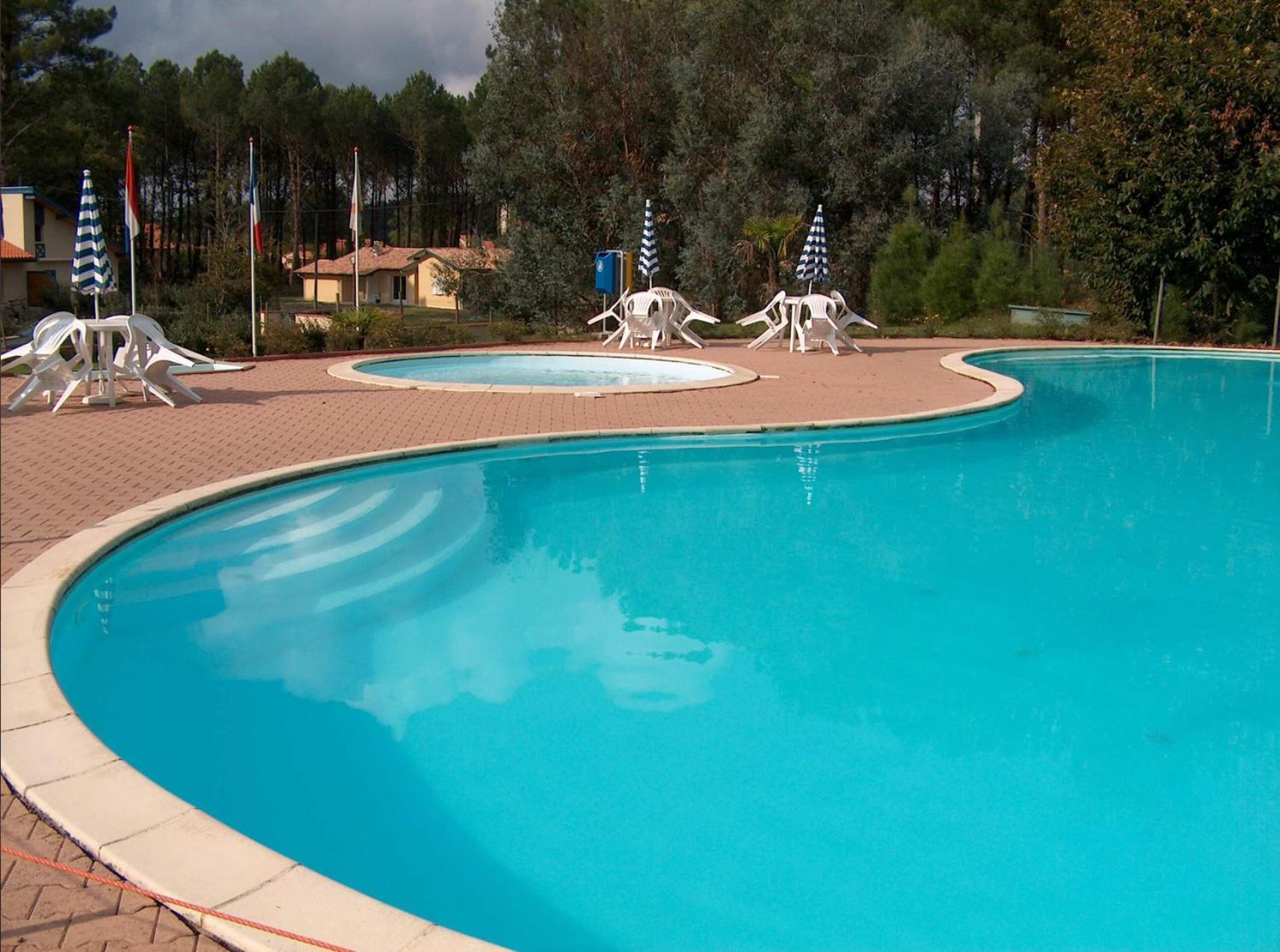 Jolie Maison De Vacances Avec Terrasse Et Jardin Saint-Julien-en-Born Εξωτερικό φωτογραφία